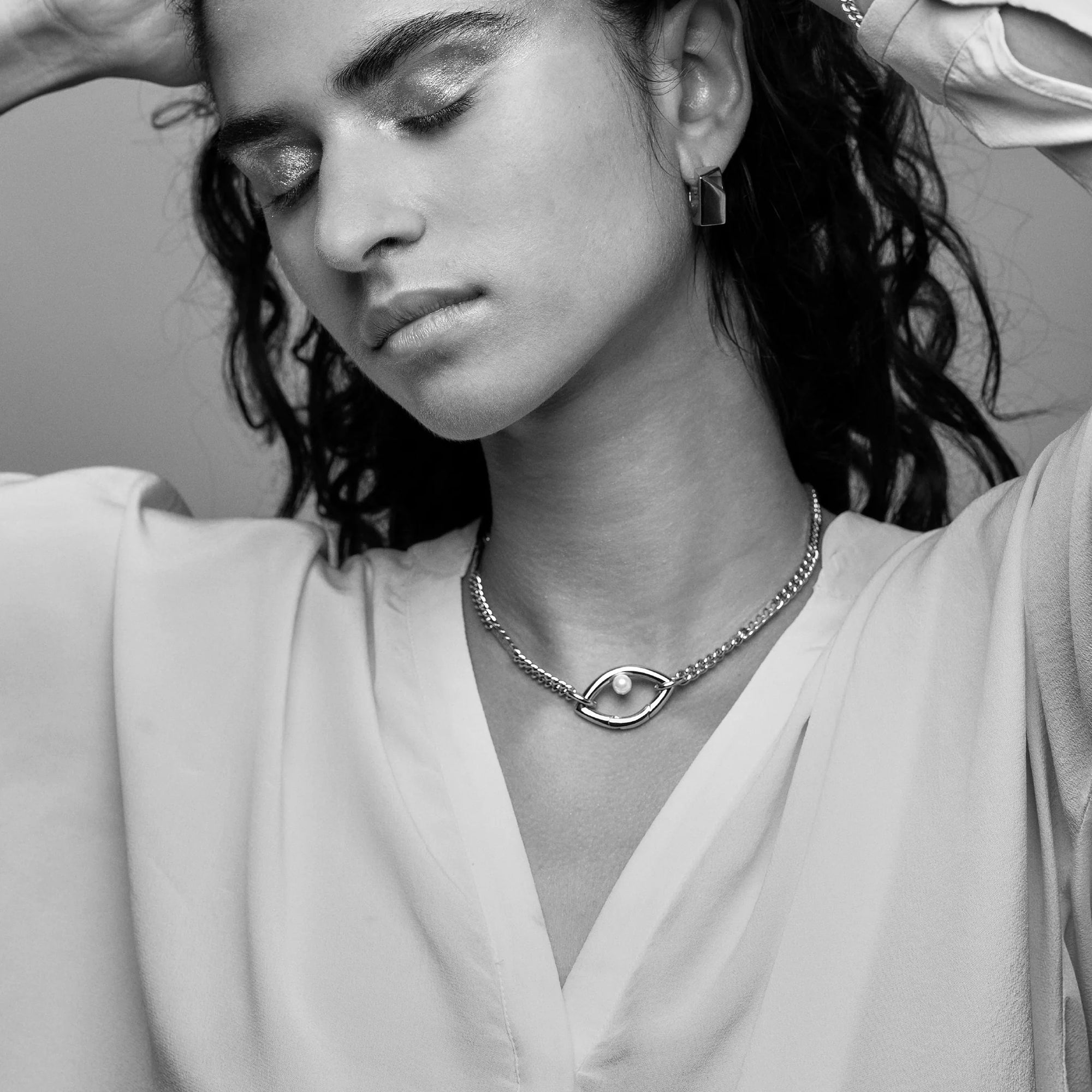 Eye Opener Chain Necklace | Silver