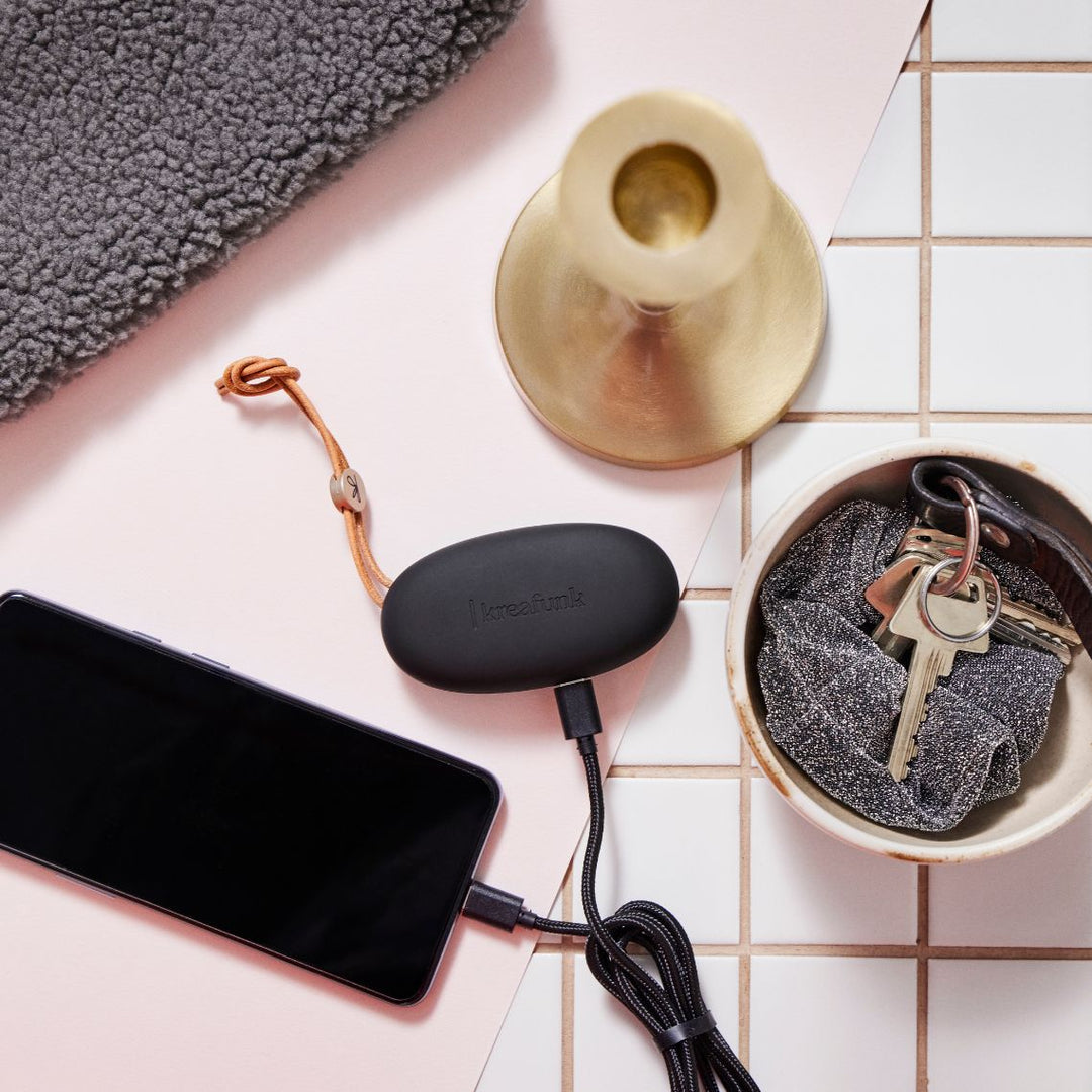 KREAFUNK toCharge Portable Charger | Black