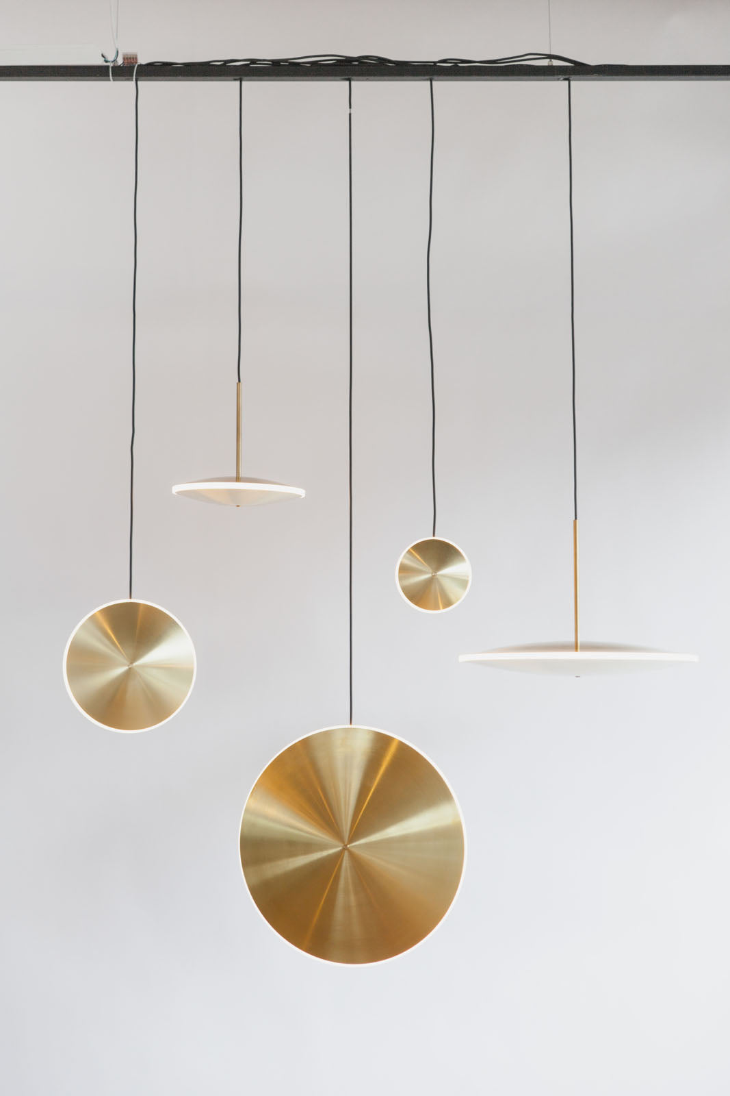 GRAYPANTS Chrona Lights | Dish6v Brass Pendant