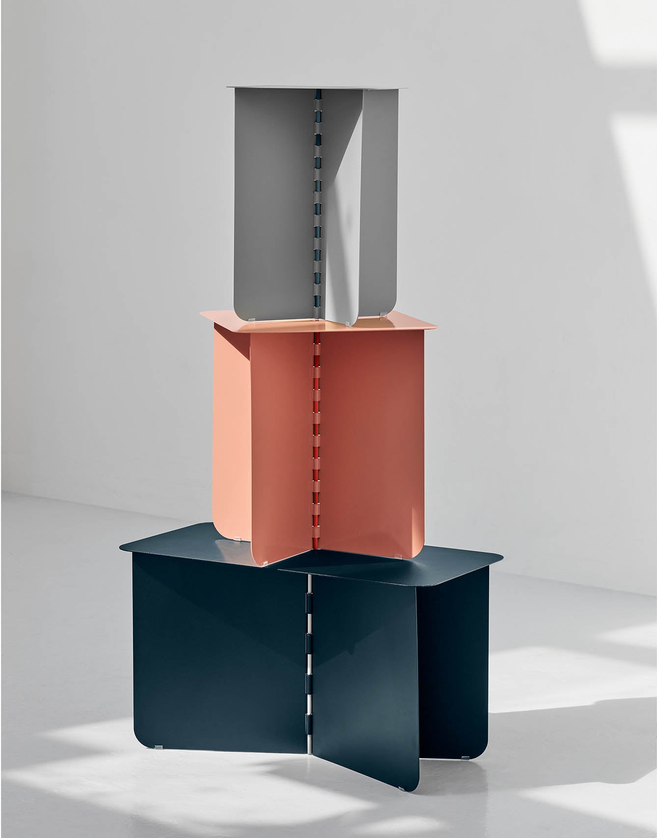 Small Hinge Table by Lex Pott | Grey