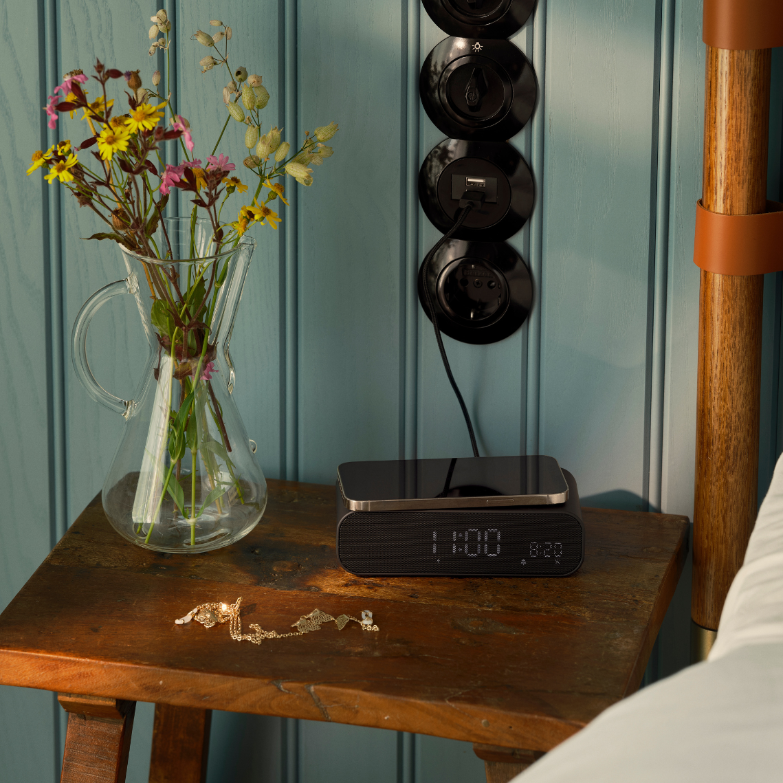 'Wakie' Alarm Clock | Black