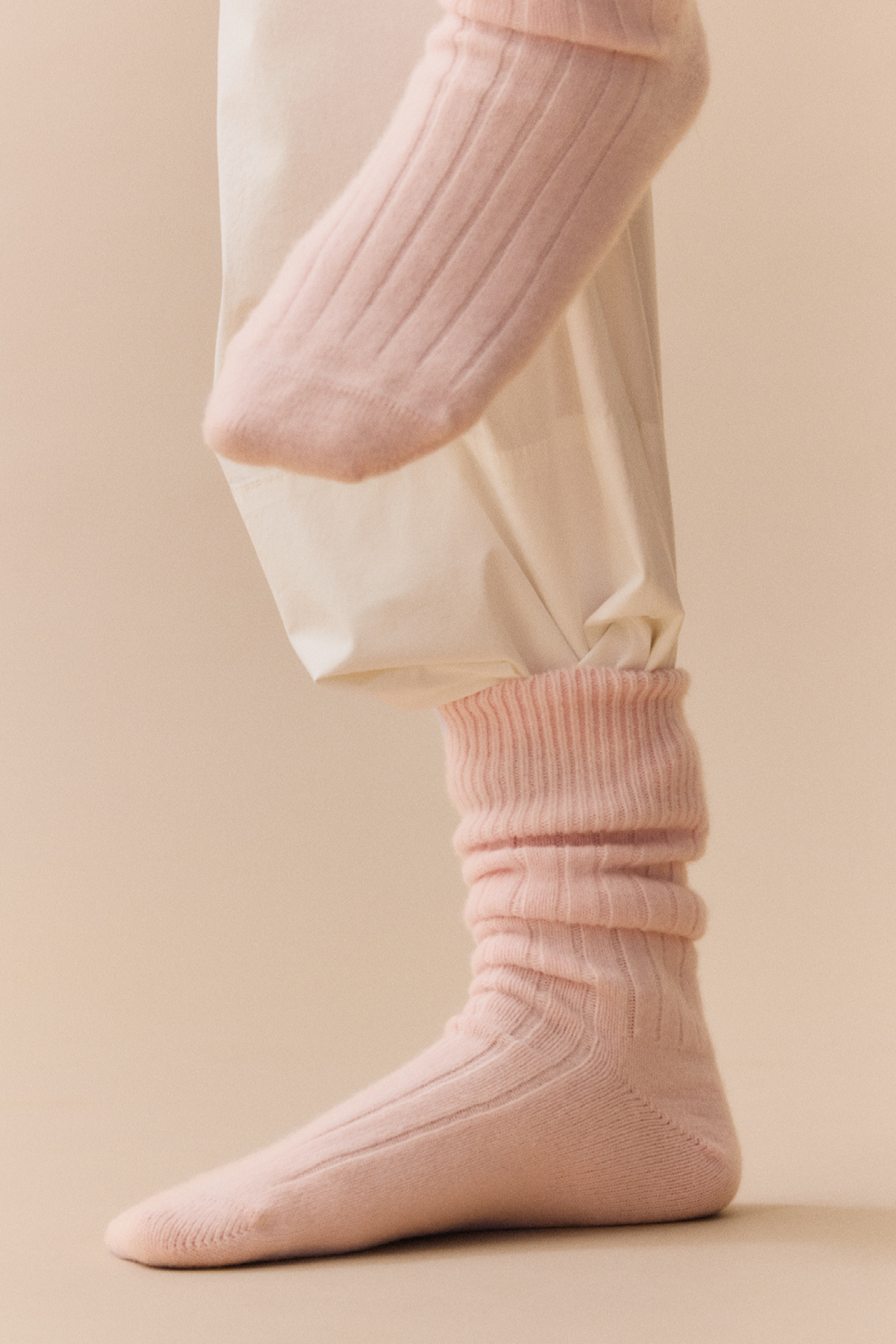 Merino Bed Socks | Frosting Pink