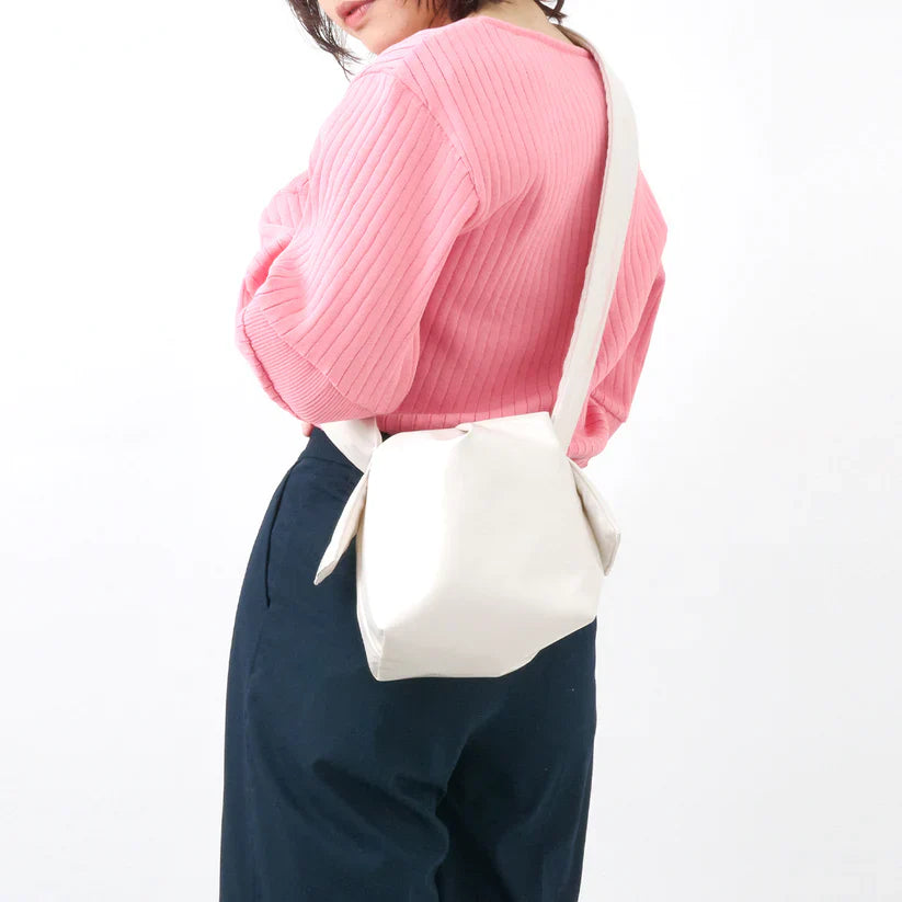 MATE MONO Tekateka Shoulder bag | Off White