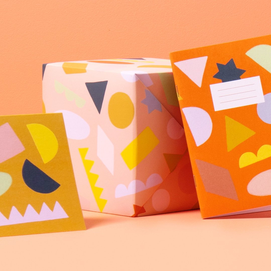 Lizzie for SMUG | Carnival Peach Gift Wrap