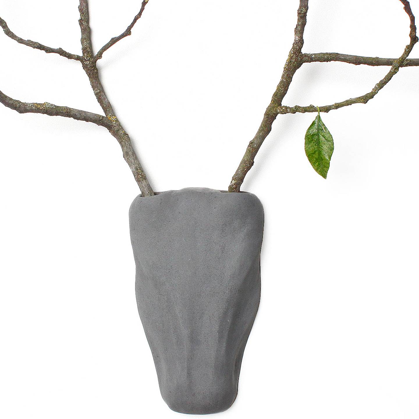 LYON BETON | Trophy Stem Vase