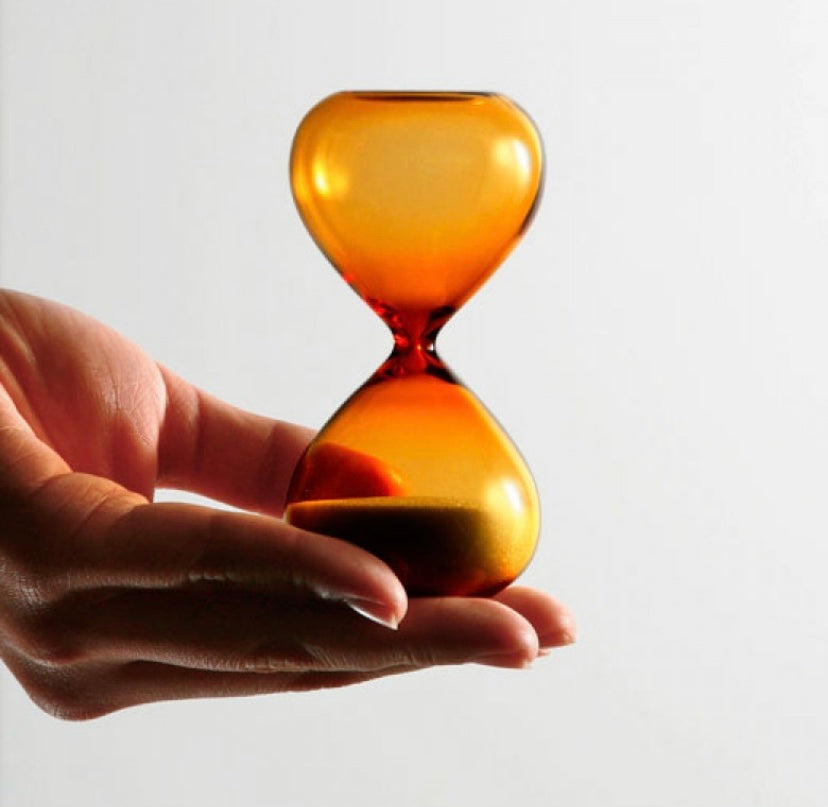 HOURGLASS (S) Amber